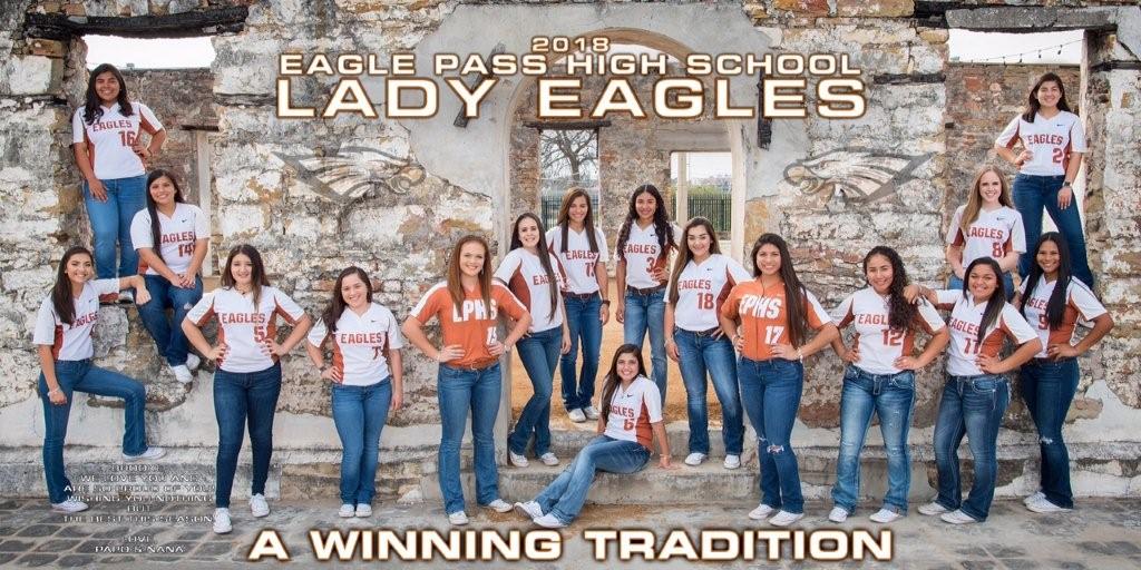 2018 lady eagles softball team.jpg